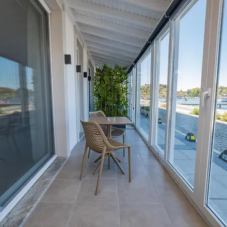 Bd Apartmanhotel Foca